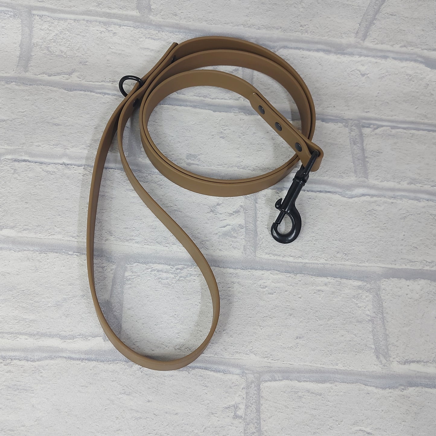 Biothane Lead Mid Brown / Black Coloured hardware -120cm