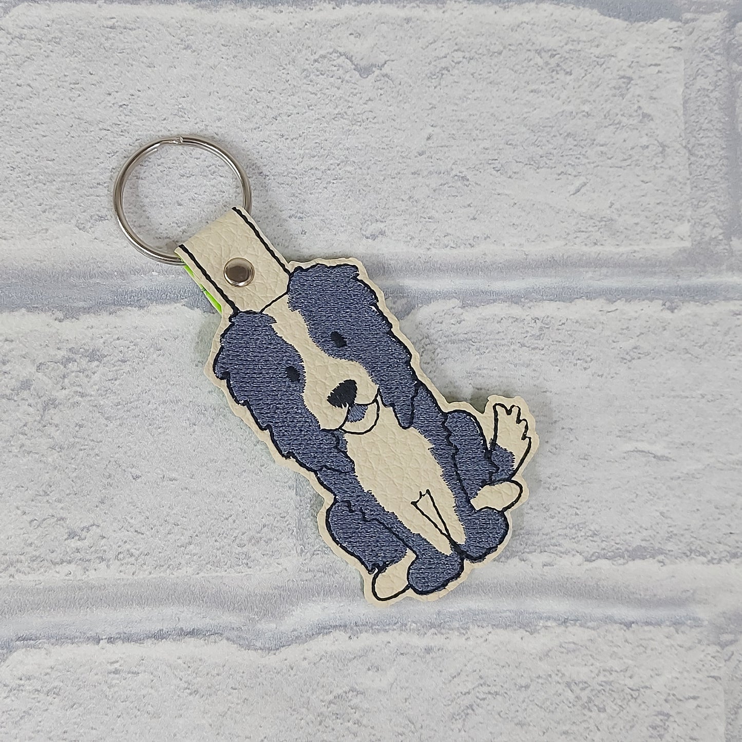 Handmade Vinyl Keyring - Dog - Border Collie