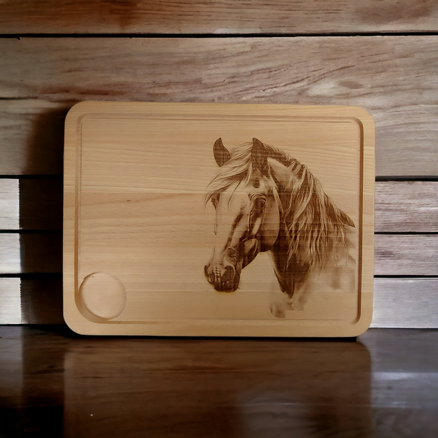 Large Beech Wood Chopping Board - Engraved image of Horse