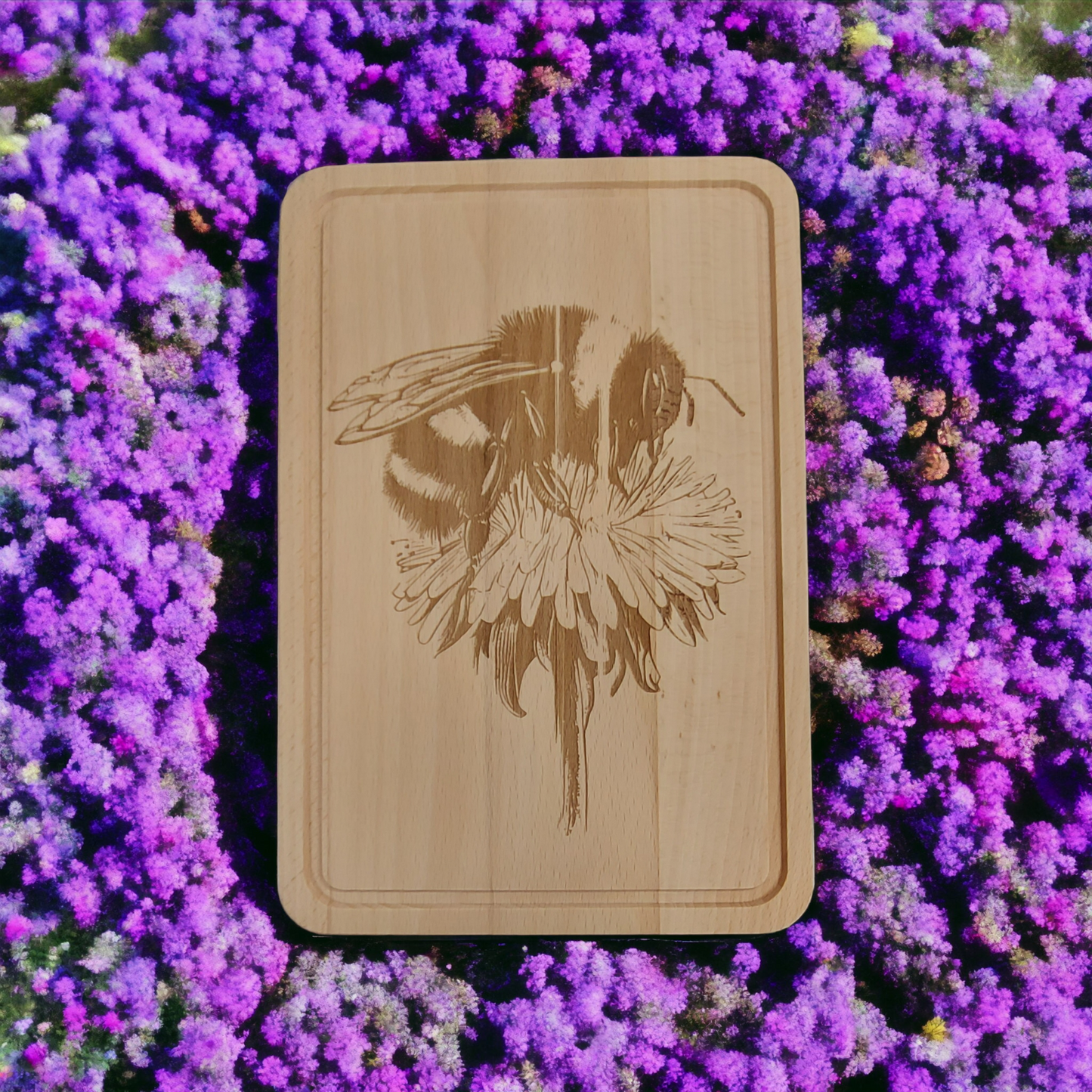 Beech Chopping Board Medium Rectangle - engraved Bee on Dandelion