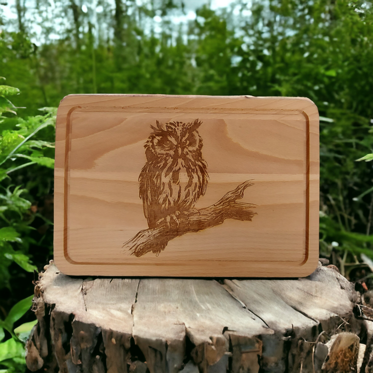 Beech Chopping Board Medium Rectangle - engraved Owl on Branch