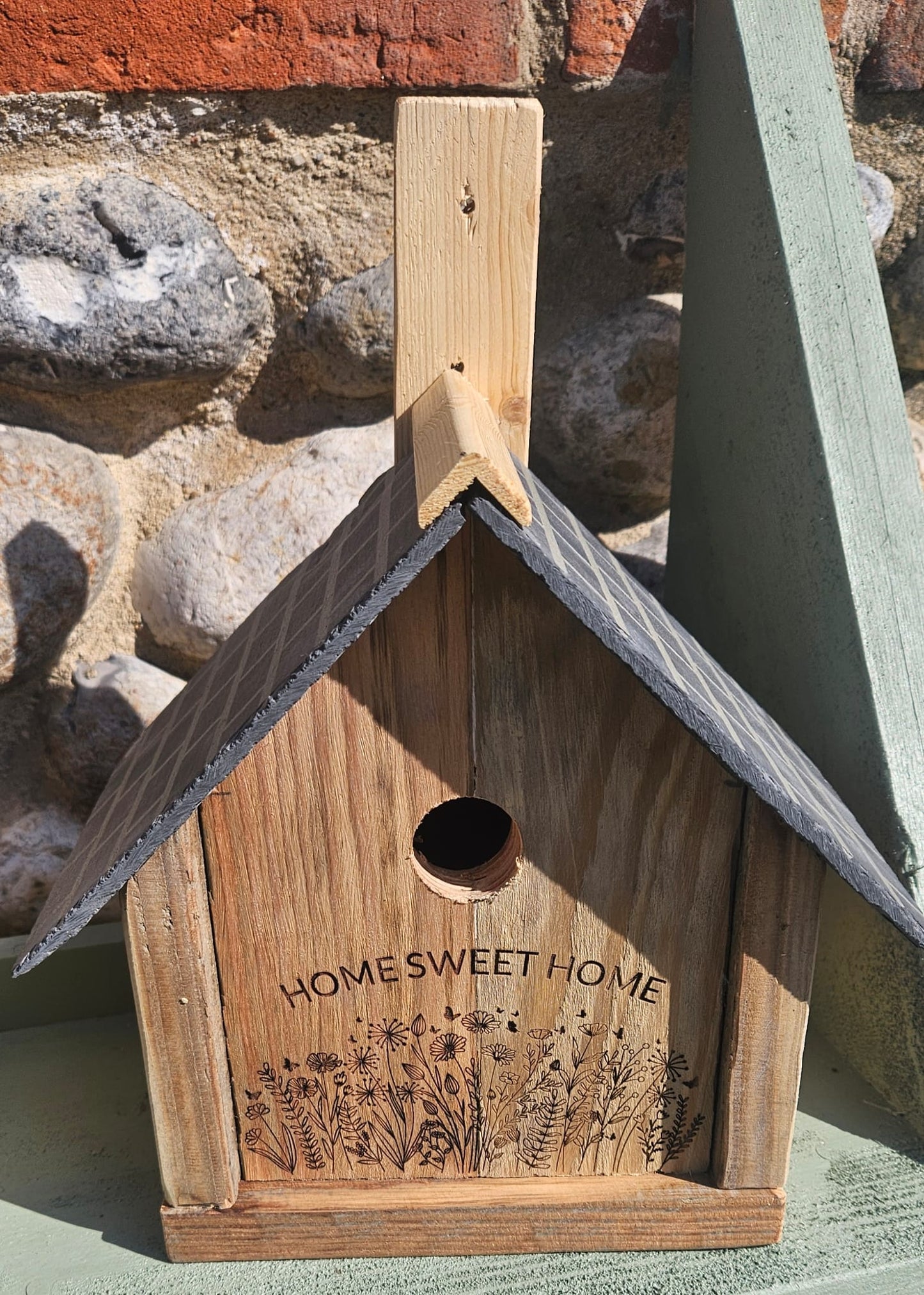 Bird Nest Box - Recycled Wood - slate roof