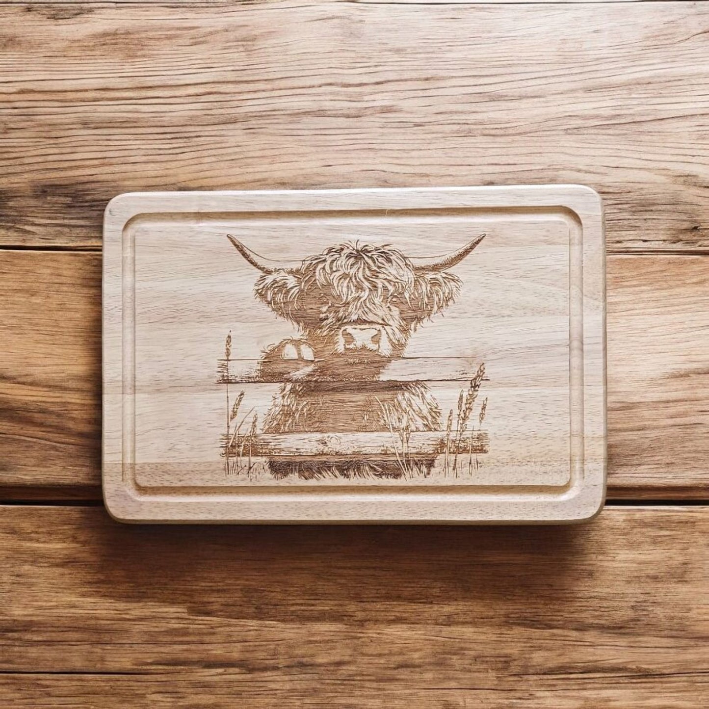 Hevea Wood Chopping Board Medium Rectangle - engraved Highland Cow