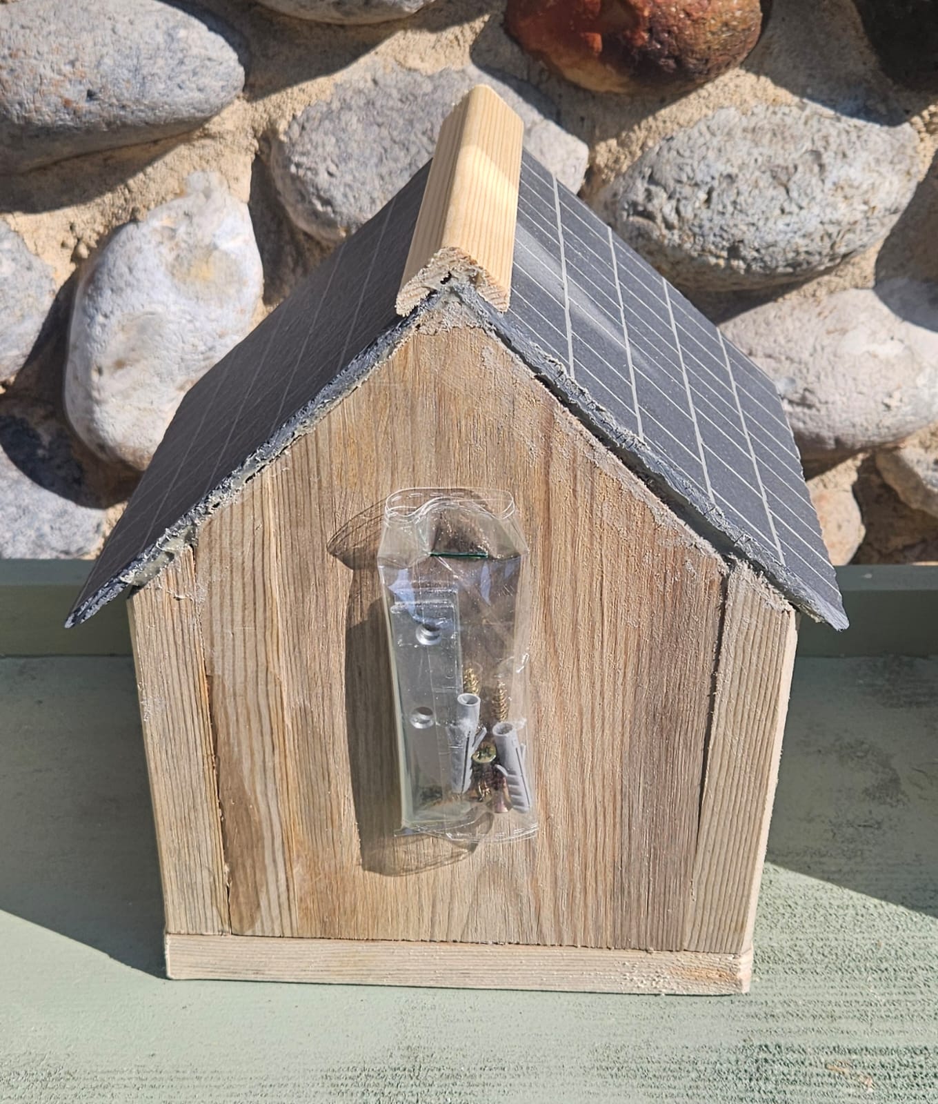 Bird Nest Box - Recycled Wood - slate roof