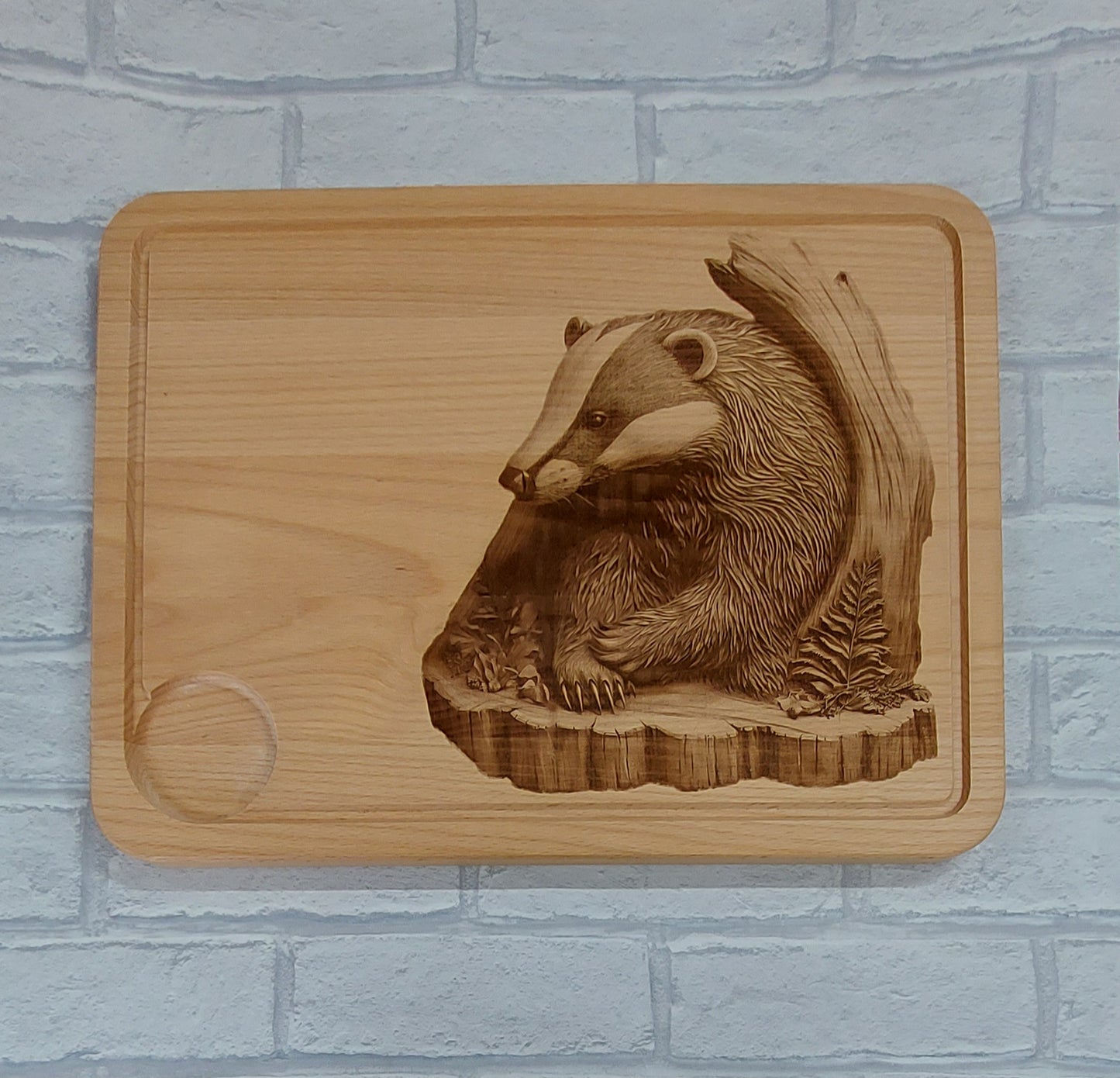 Large Beech Wood Chopping Board - Engraved 3D image of Badger