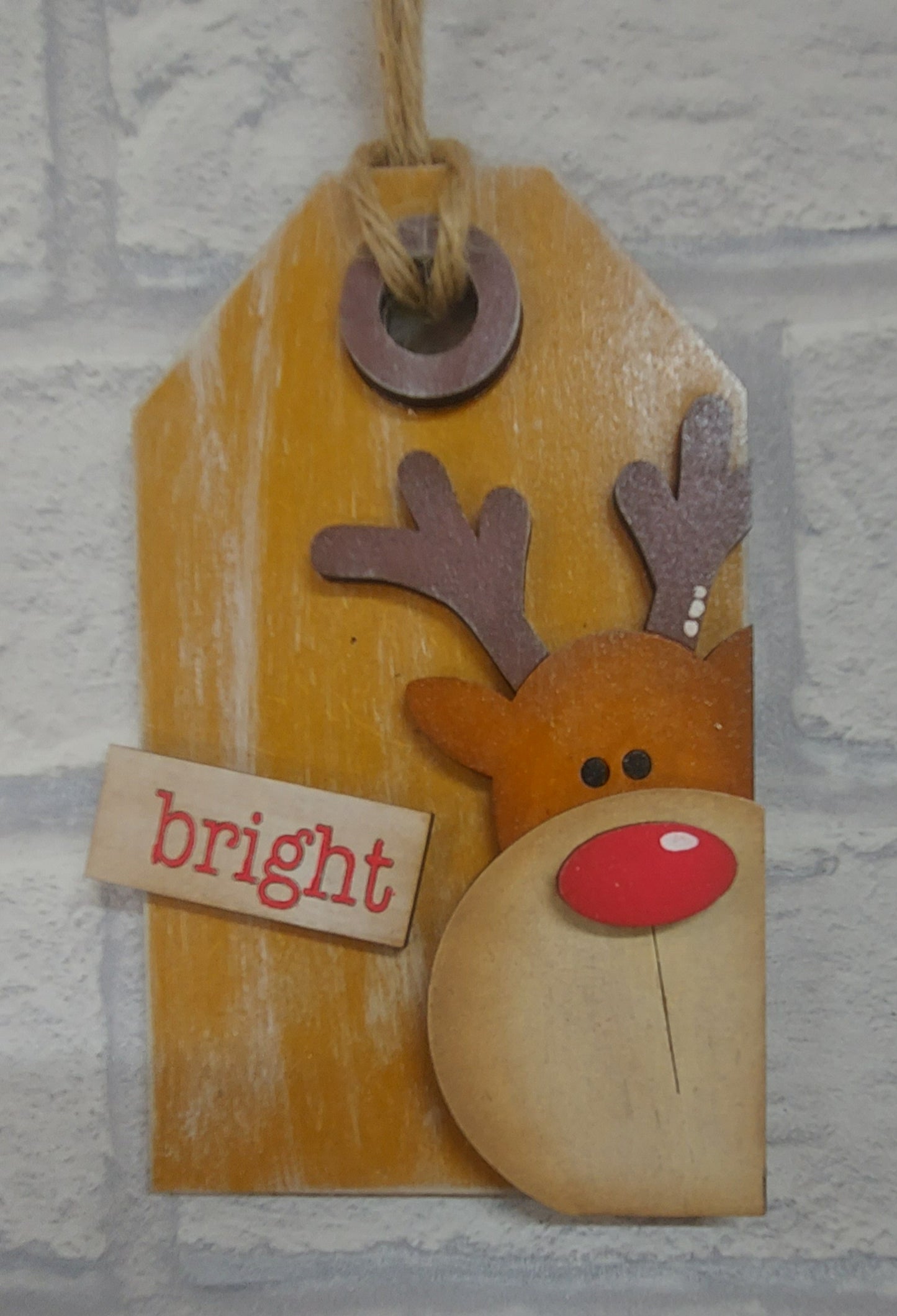 PAINTABLE MDF BLANK KIT - Christmas Ornament -Bright Reindeeer Tag