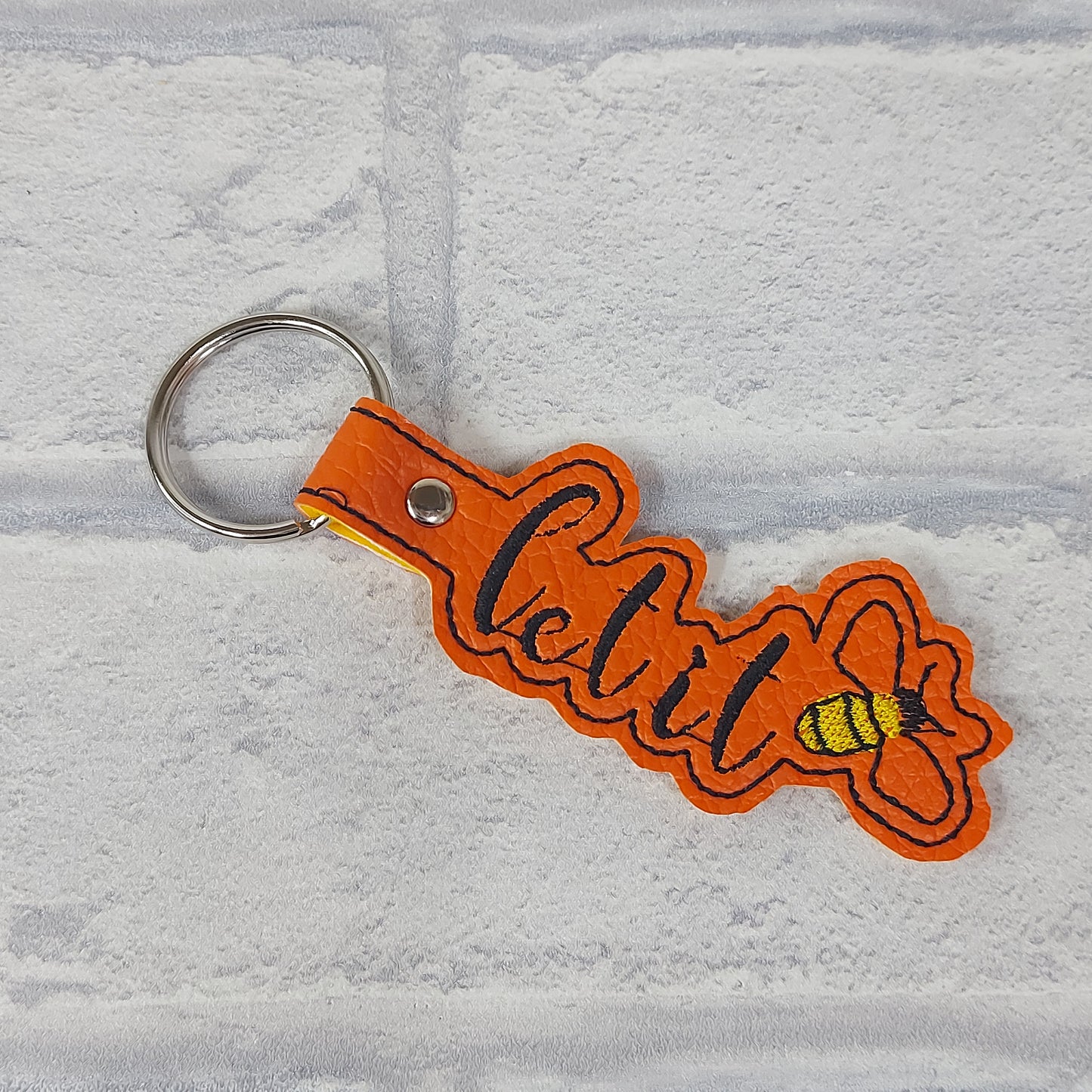 Handmade Vinyl Keyring - Let it Bee