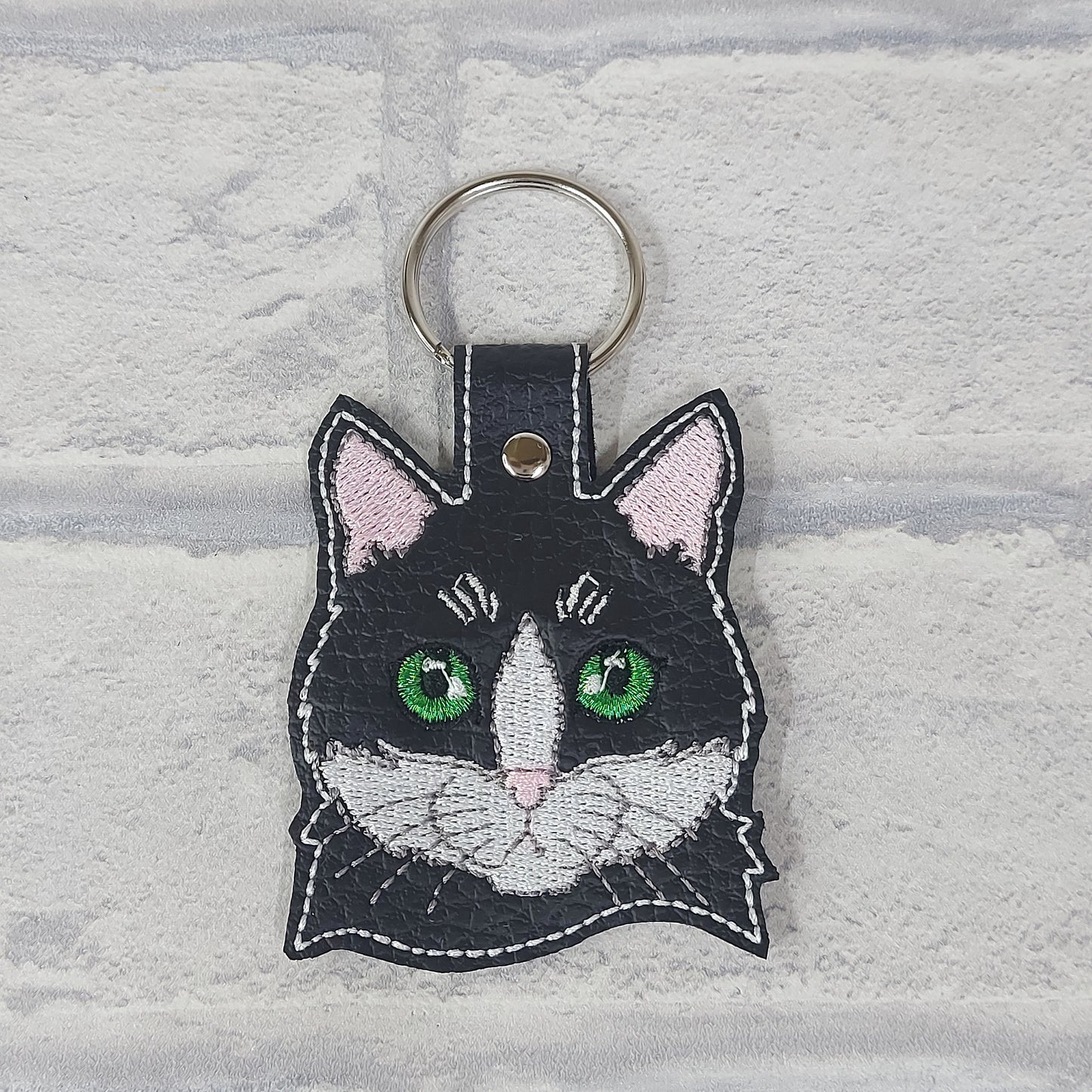 Handmade Vinyl Keyring - Black Cat