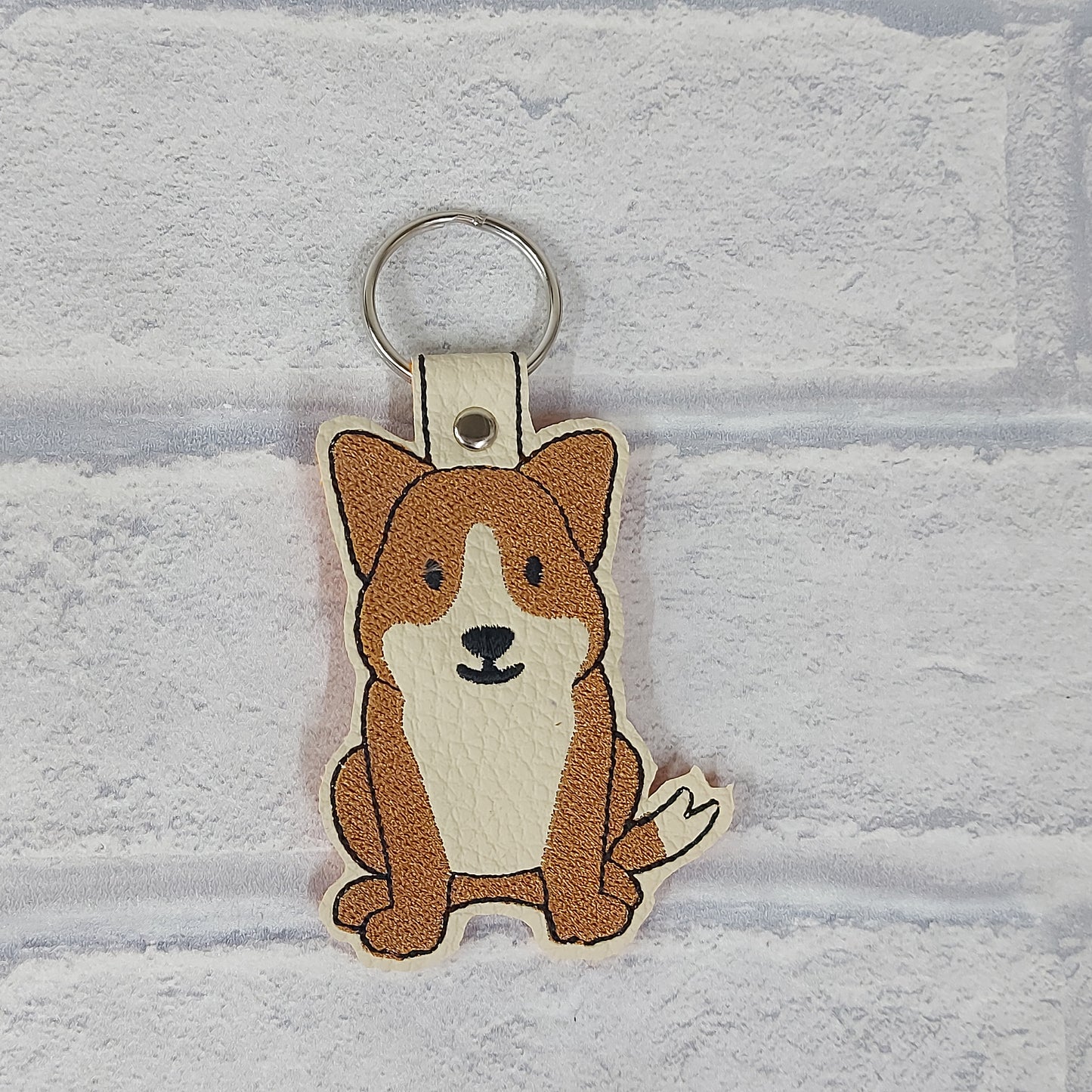 Handmade Vinyl Keyring - Dog -  Akita