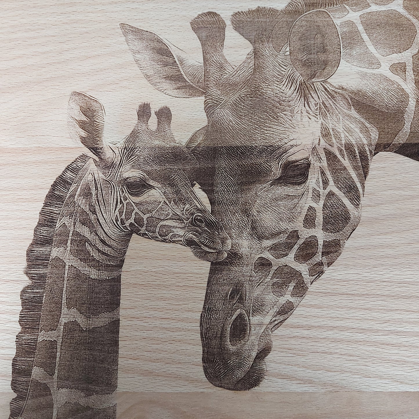 Large Beech Wood Chopping Board - Engraved 3D image of Giraffes