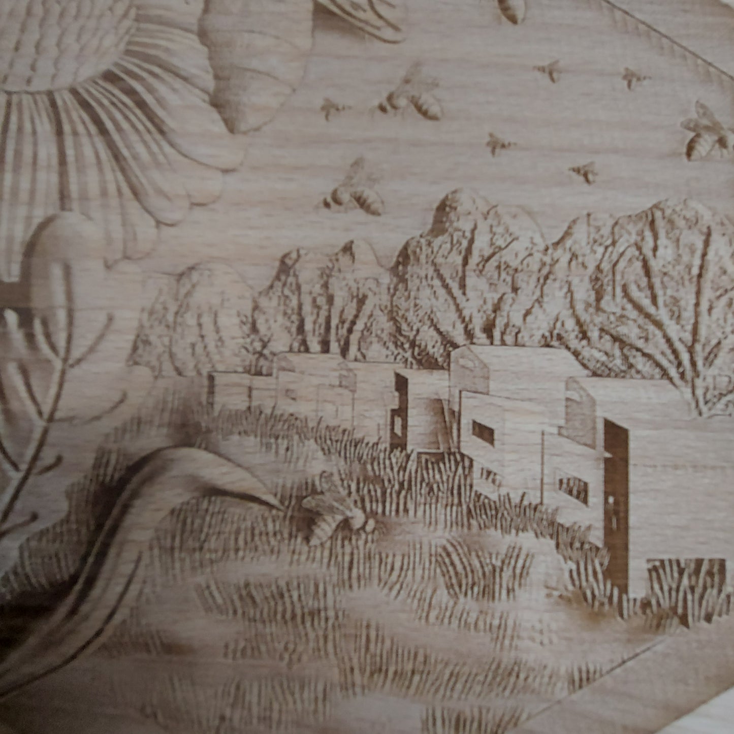 Beech Wooden Board 3D Engraved Bee & Hives