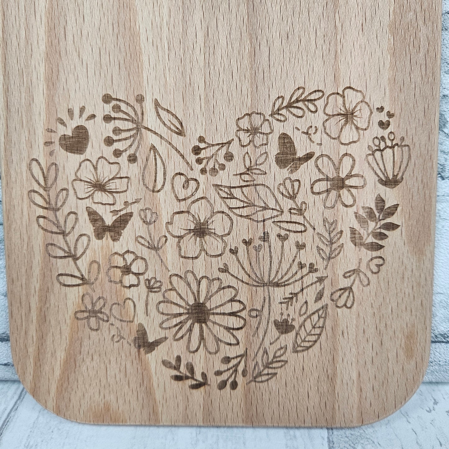 Small Curved Rectangular Beech Chopping Board With Handle - engraved Floral Heart design