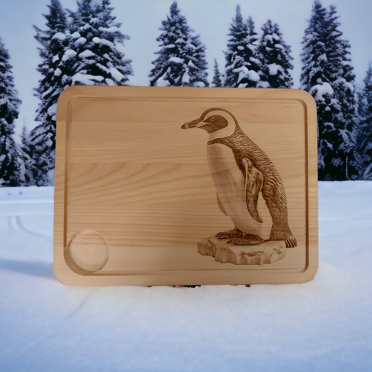 Large Beech Wood Chopping Board - Engraved 3D image of a Penguin