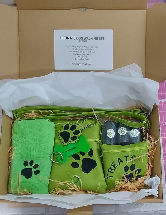 ULTIMATE DOG WALKING GIFT SET - GREEN/BLACK