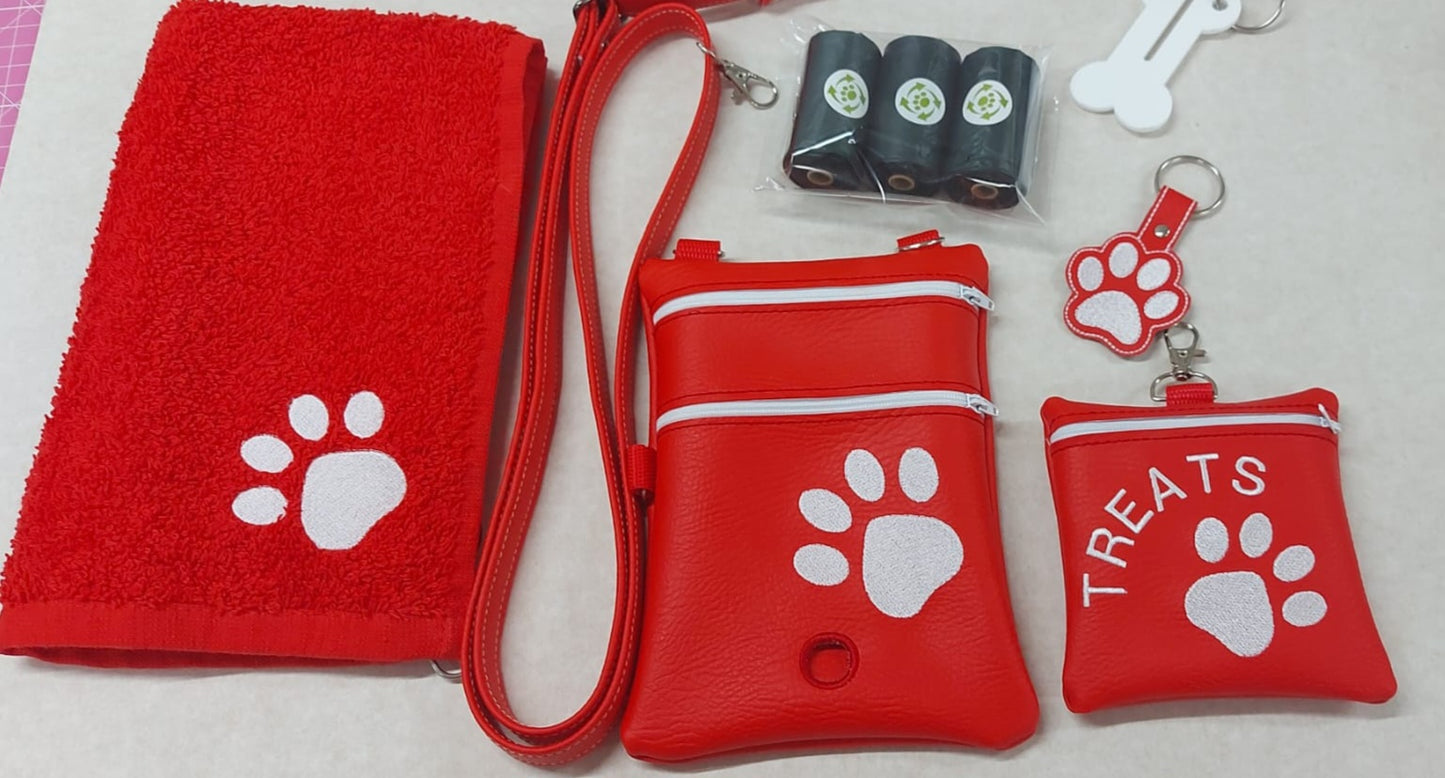 ULTIMATE DOG WALKERS GIFT SET RED/WHITE - Walking Bag/Treat Bag/Keyring/Towel/Waste bag holder/ Poo Bags