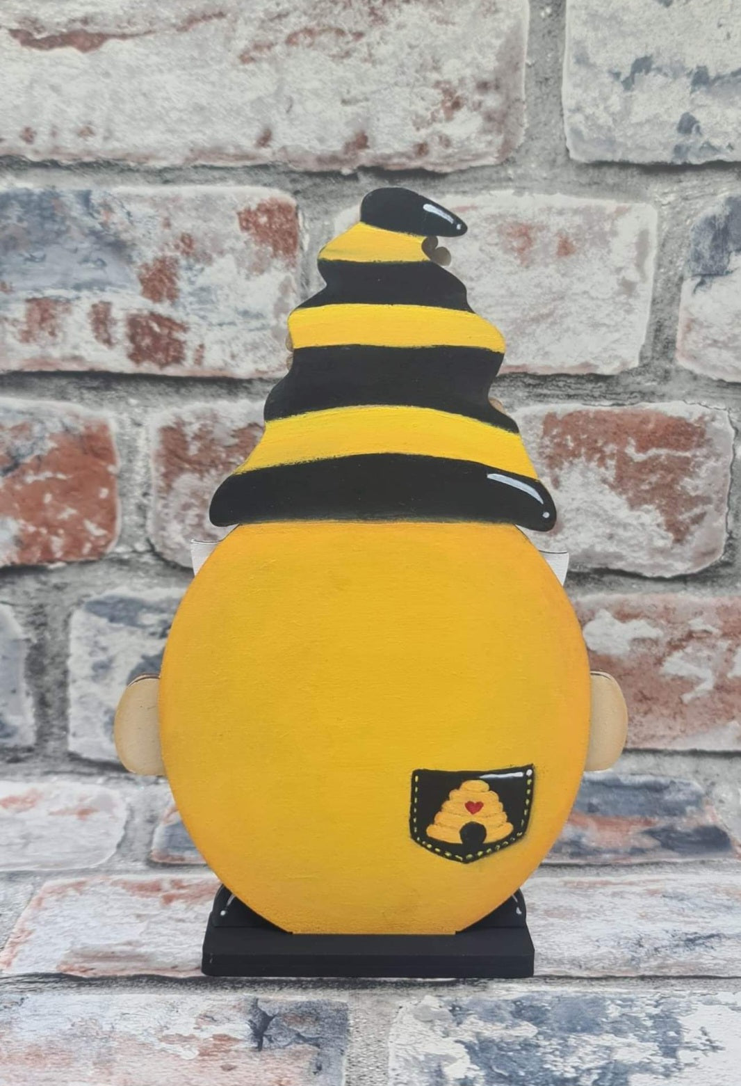 PAINTABLE MDF BEE GONK / GNOME KIT